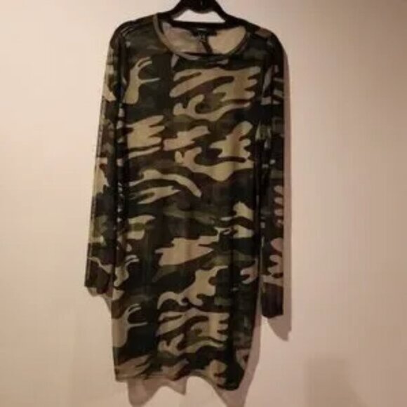 Forever 21 Other - FOREVER 21+ swim cover-up green camo long sleeve sheer size 3X